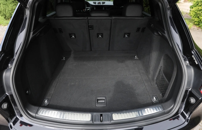 Porsche Macan cena 129990 przebieg: 95000, rok produkcji 2015 z Czechowice-Dziedzice małe 562